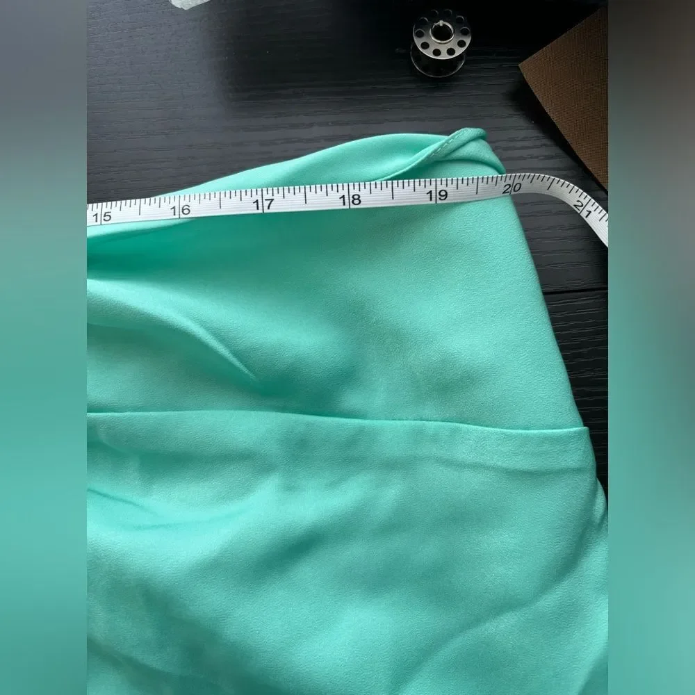 Fashion to Figure plus size seafoam green overlay wide leg pants NWT - Picture 5 of 6